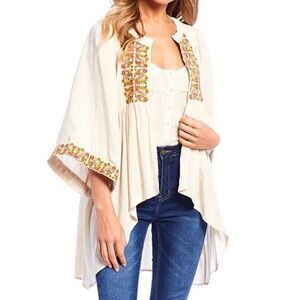Chelsea & violet small embroidered kimono